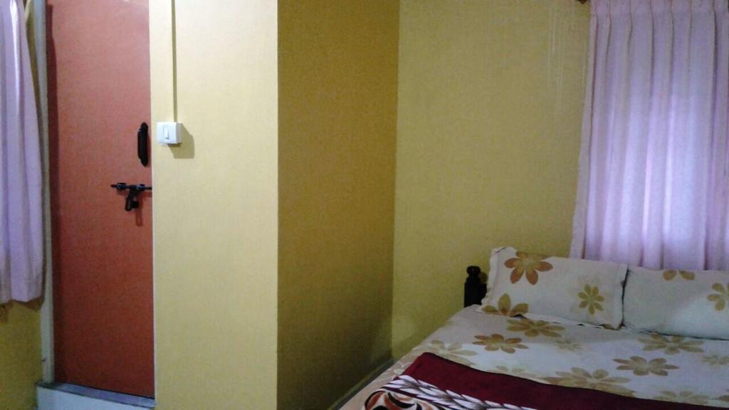 Akashadeepa Homestay Madikeri Ngoại thất bức ảnh